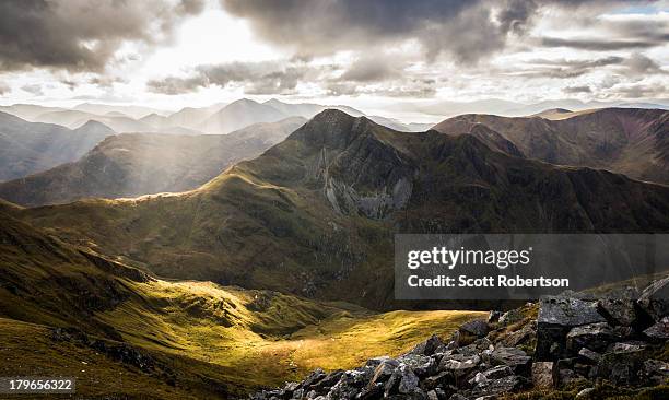 stob ban in colour - highlands escocesas fotografías e imágenes de stock