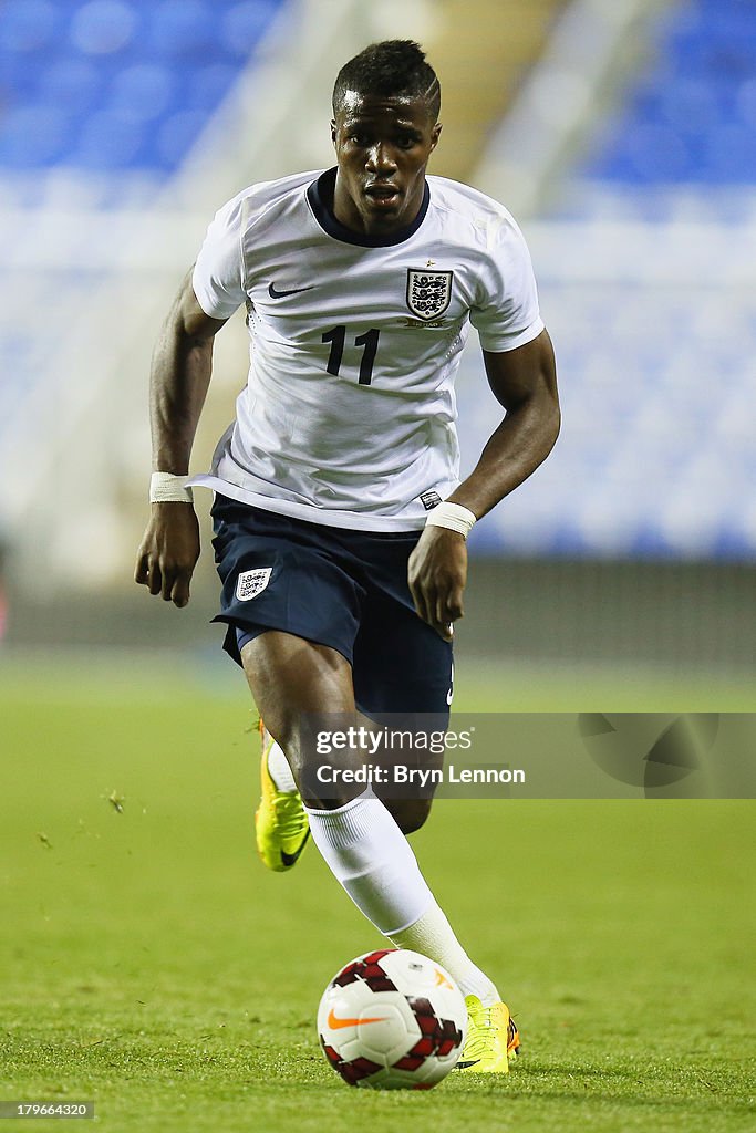 England U21v Moldova U21 - 2015 UEFA European U21 Championships Qualifier