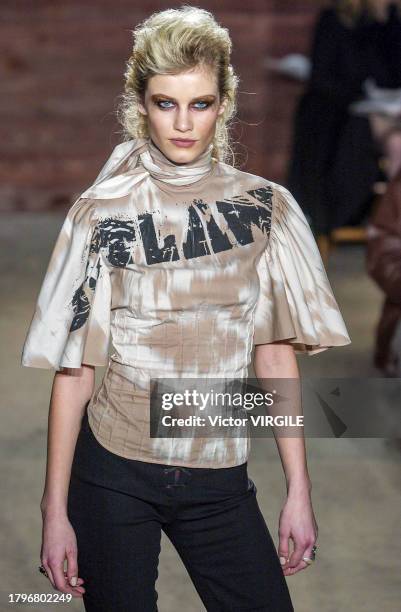 Delfine Bafort walks the runway during the Catherine Malandrino Ready to Wear Fall/Winter 2002-2003 fashion show as part of the New York Fashion Week...