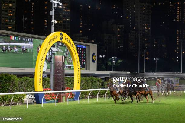 Jockeys compete in the Race 3 Niigata Handicap at Happy Valley Racecourse on November 15, 2023 in Hong Kong.