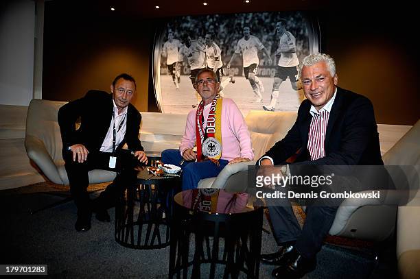Former national players off German Democratic Republic Joachim Streich, Germany Gerd Mueller and Austria Toni Polster meet during the Club of former...