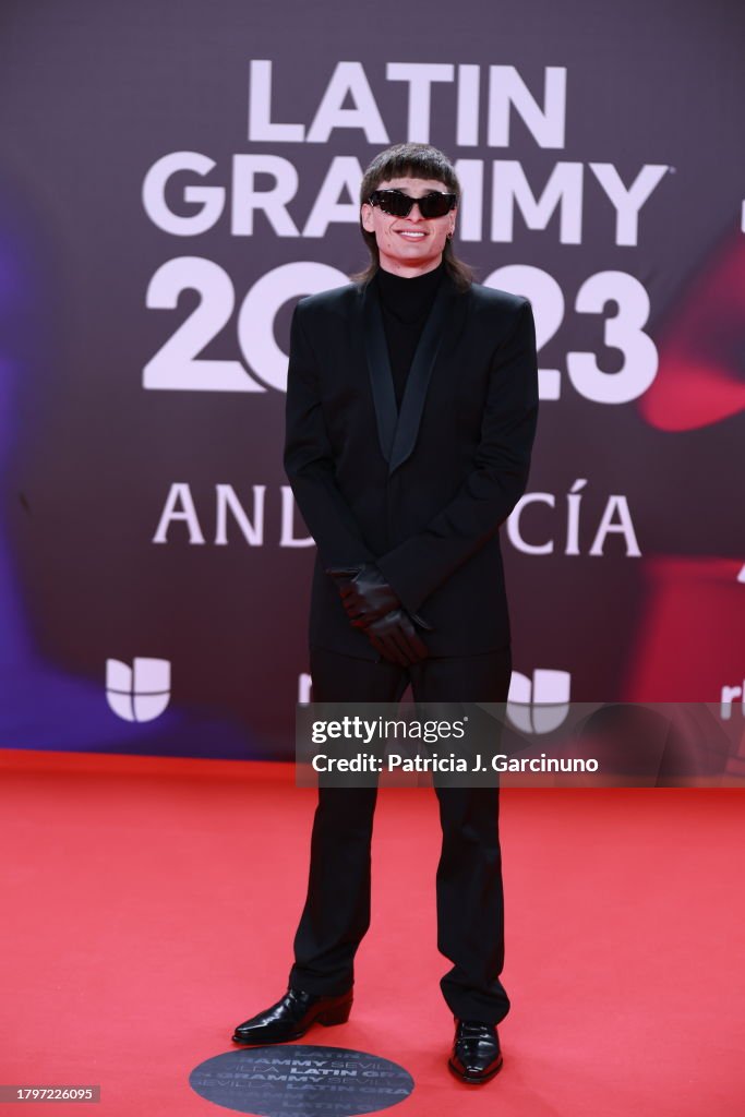 seville-spain-peso-pluma-attends-the-24th-annual-latin-grammy-awards-at-fibes-conference-and.jpg (683×1024)
