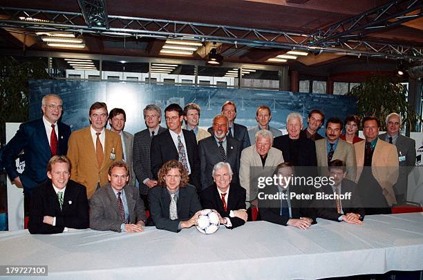 Fritz Pleitgen, Rudi Cerne, Klaus Bresser,;Michael Antwerpes, Manfred Erdenberger,;Heribert Faßbender, Wolf Dieter;Porschmann, Ralf Scholt, Karl-...