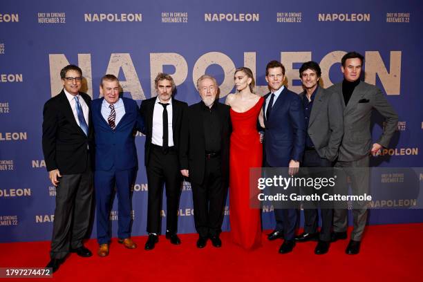 Tom Rothman Photos and Premium High Res Pictures - Getty Images