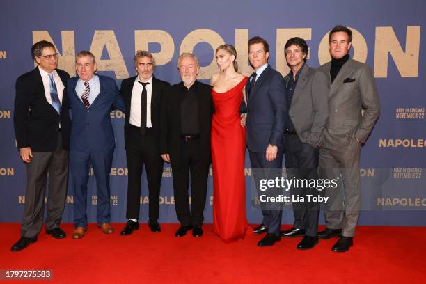 Tom Rothman Photos and Premium High Res Pictures - Getty Images