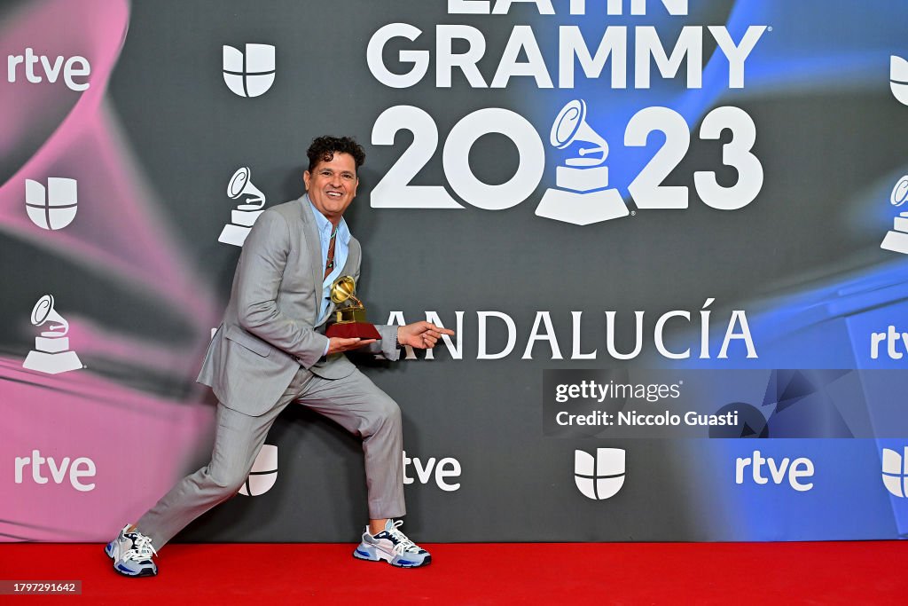 seville-spain-carlos-vives-poses-with-the-award-for-best-cumbia-vallenato-album-in-the-media.jpg (1024×683)