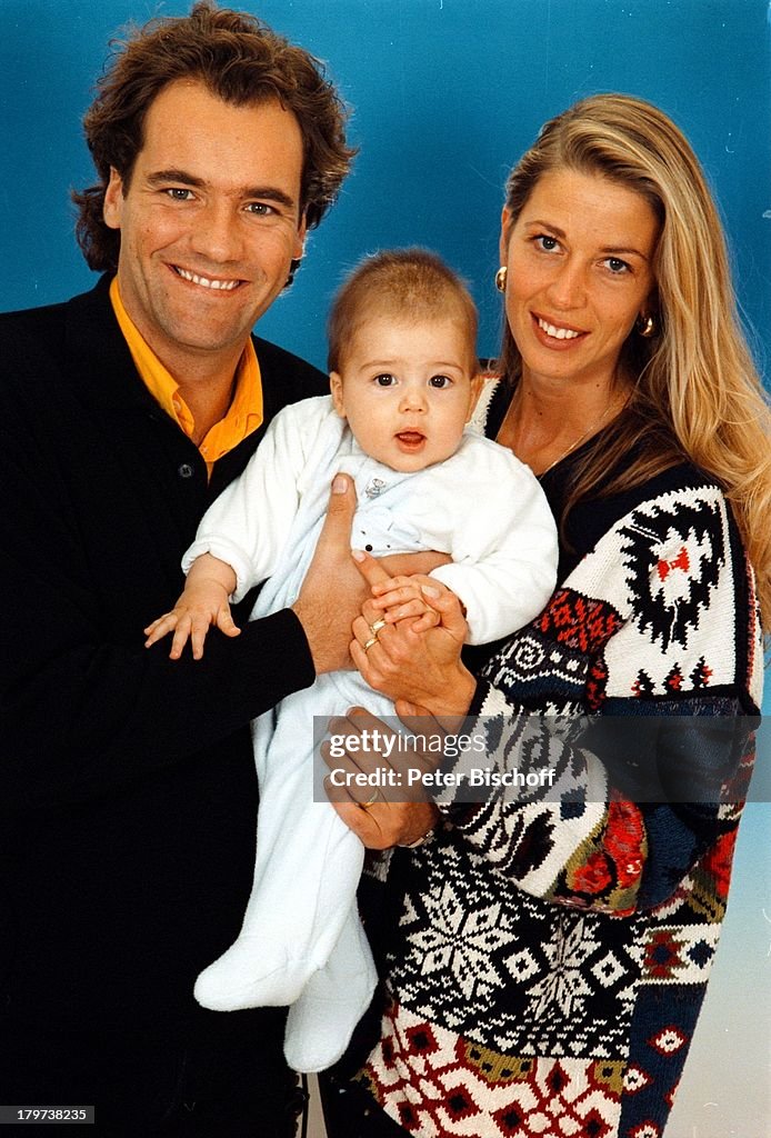 Thomas (Tommi) Ohrner mit Ehefrau Marion und Sohn;Patrick (Baby)
