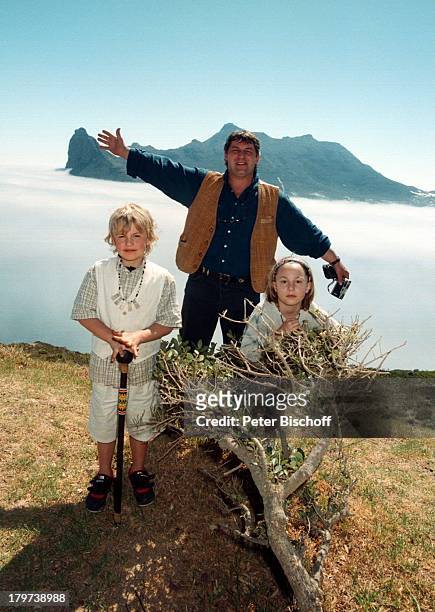 Heinz Hoenig mit Tochter Paula und Sohn;Lukas, bei Kapstadt, Südafrika, Afrika, Urlaub,