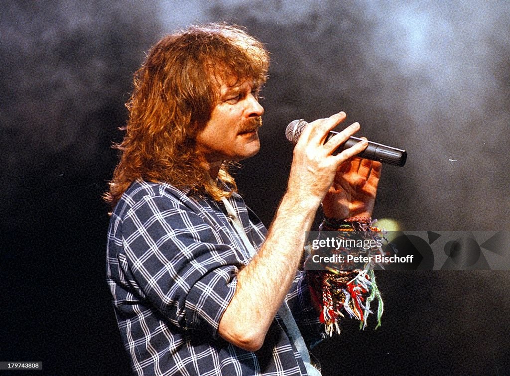 Wolfgang Petry, Konzert, Bremen,;Stadthalle, Auftritt;Künstlerna
