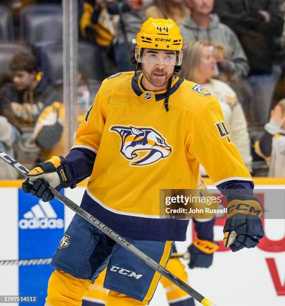 Kiefer Sherwood of the Nashville Predators warms up prior to a game against the Calgary Flames at Bridgestone Arena on November 22, 2023 in...