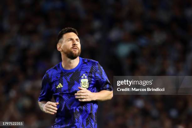 Lionel Messi of Argentina warms up prior to a FIFA World Cup 2026 Qualifier match between Argentina and Uruguay at Estadio Alberto J. Armando on...