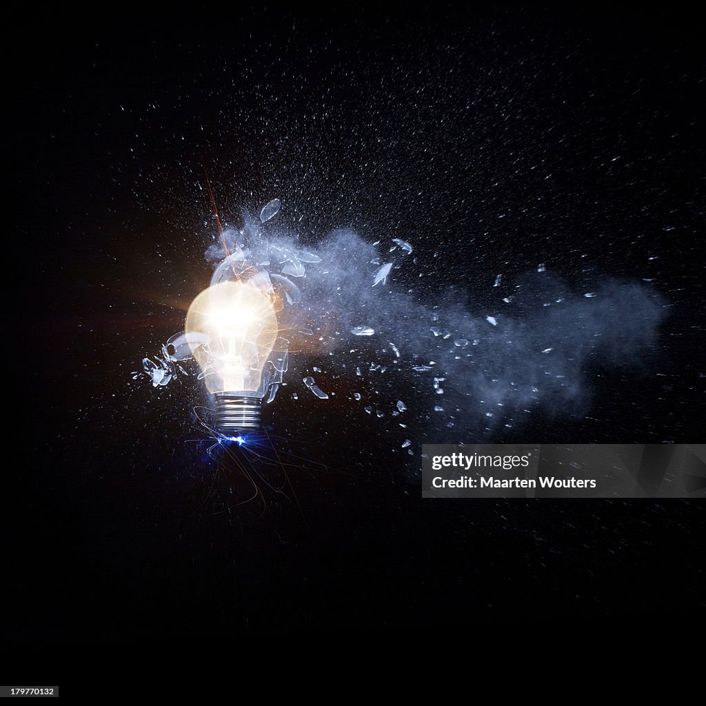 Exploding lightbulb 03