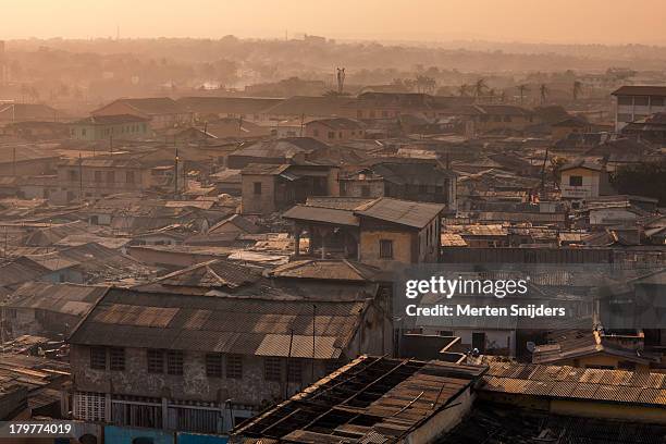rooftops of old housing in jamestown - accra stock pictures, royalty-free photos & images