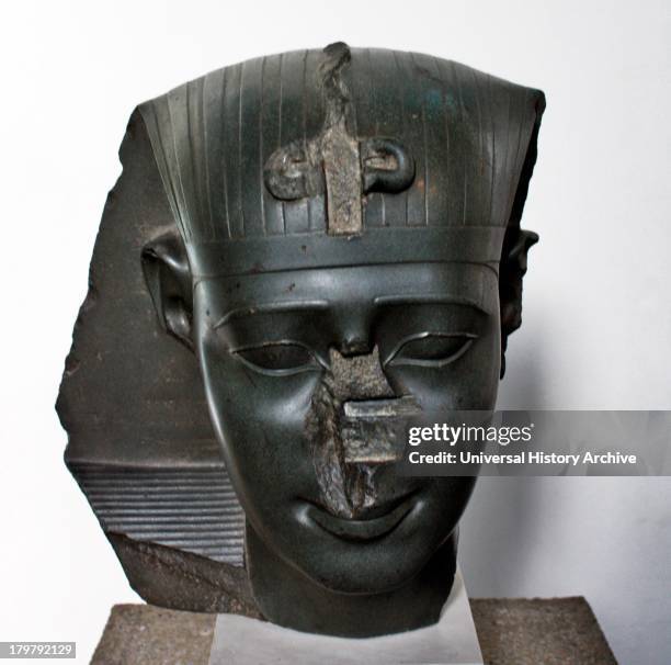 Thirtyieth 70 Egyptian Thirtieth Dynasty Stock Photos, High-Res Pictures, and ...