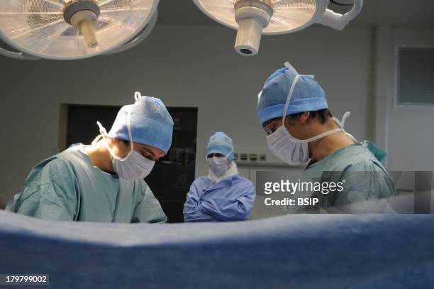 Lyon hospital. Department of urology. Phalloplastie, operation of plastic surgery to create a phallus, required to complete a change of sex,...