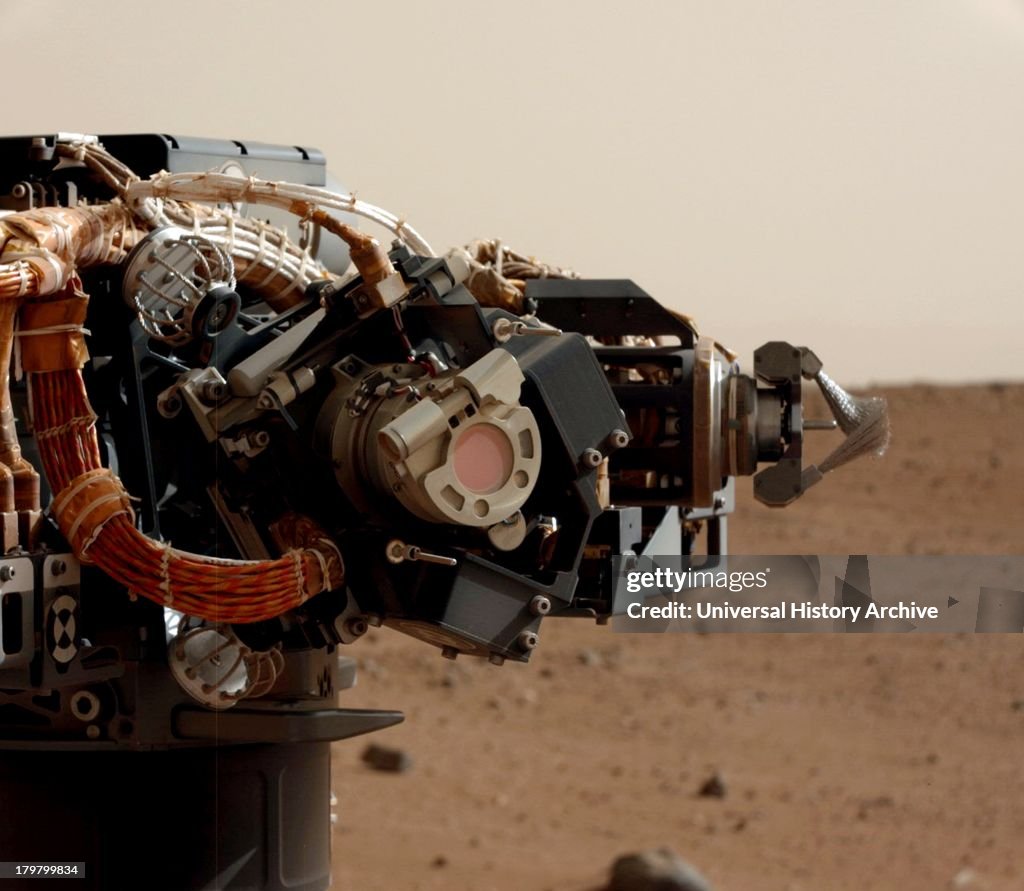 The left eye of the Mast Camera (Mastcam) on NASA's Mars rover Curiosity took this image of the camera on the rover's arm.