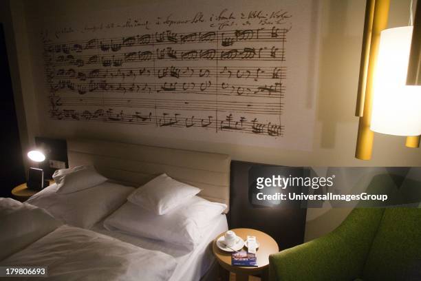3,115 Music Note Wallpaper Photos and Premium High Res Pictures - Getty  Images
