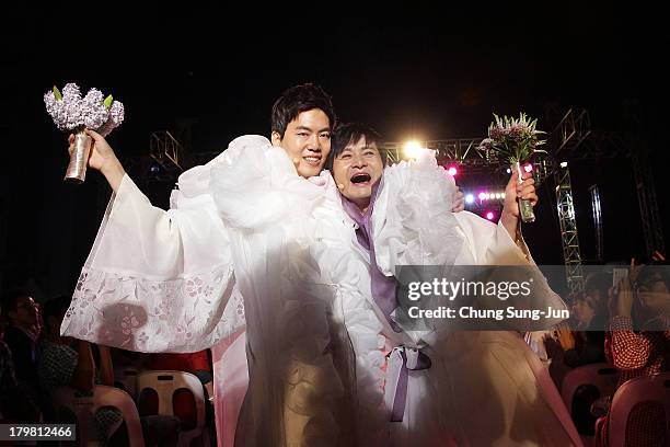 Controversy Erupts Over Wedding Gift Debate During Kim Sung-hwan's Confirmation Hearing