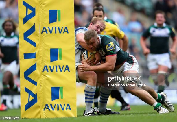 Kieran Low of London Irish scores a try during the Aviva Premiership match between London Irish and Saracens at Twickenham Stadium on September 7,...