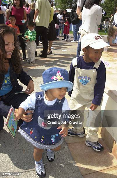 Desiree Underwood, Brielle Underwood and Paris Underwood