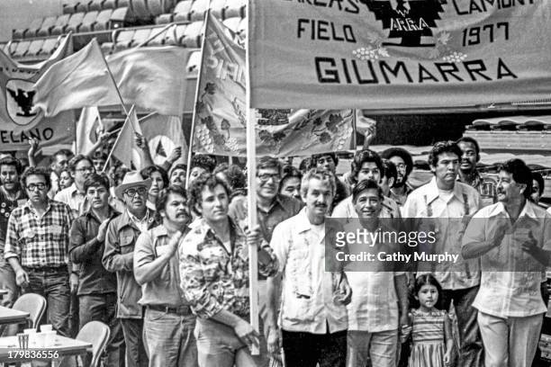 American labor activists Gilbert Padilla , Cesar Chavez , holding the hand of his granddaughter, Barbara Ybarra, and Richard Chavez at the United...