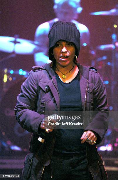 Linda Perry during Camp Freddy Benefit Concert for South East Asia Tsunami Relief at Key Club in Hollywood, California, United States.