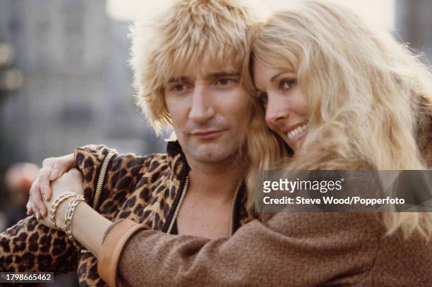 British rock and pop singer Rod Stewart with his partner, the American actress Alana Hamilton in Paris, France, circa 1978.