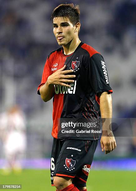 Cristian Diaz of Newell's Old Boys looks on during a match between Velez Sarsfield and Newell's Old Boys as part of the sixth round of Torneo Inicial...