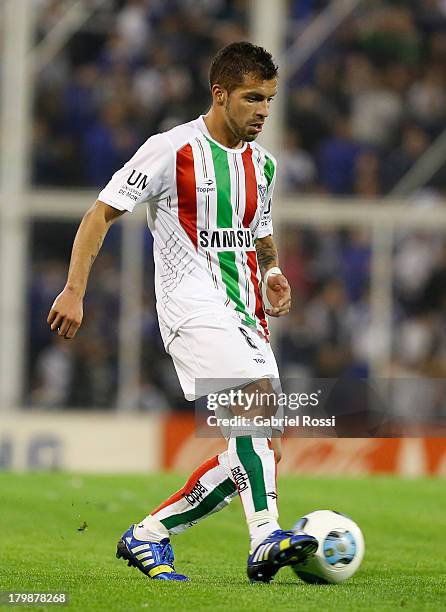 Hector Canteros of Velez Sarsfield in action during a match between Velez Sarsfield and Newell's Old Boys as part of the sixth round of Torneo...