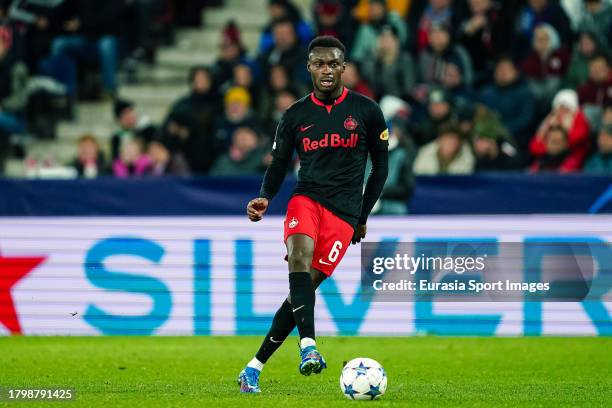 Samson Baidoo of Salzburg passes the ball during the UEFA Champions League Group Stage match between FC Salzburg and FC Internazionale at Red Bull...