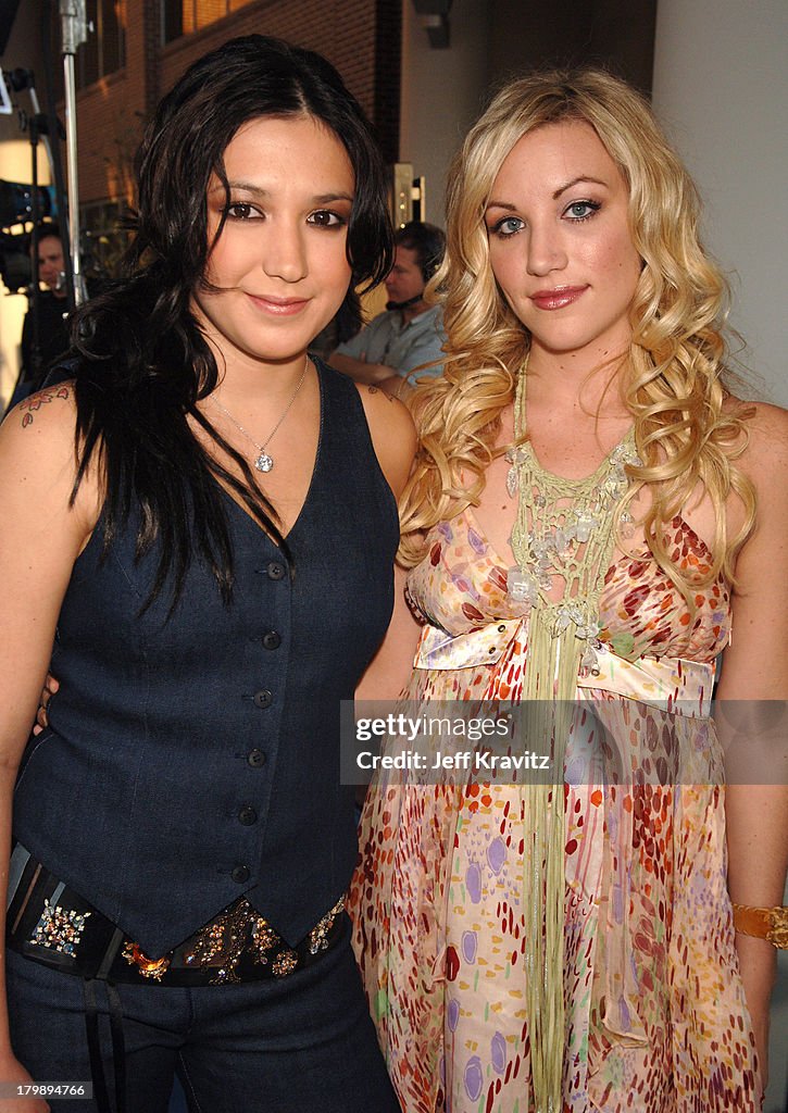 2006 CMT Music Awards - Red Carpet