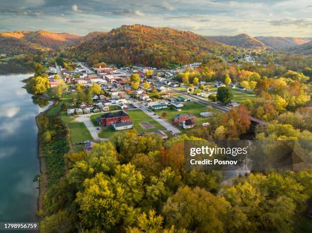 vanceburg - rural kentucky stock pictures, royalty-free photos & images