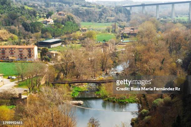 panoramic view from castellfollit de la roca village, gerona - castellfollit de la roca stock pictures, royalty-free photos & images