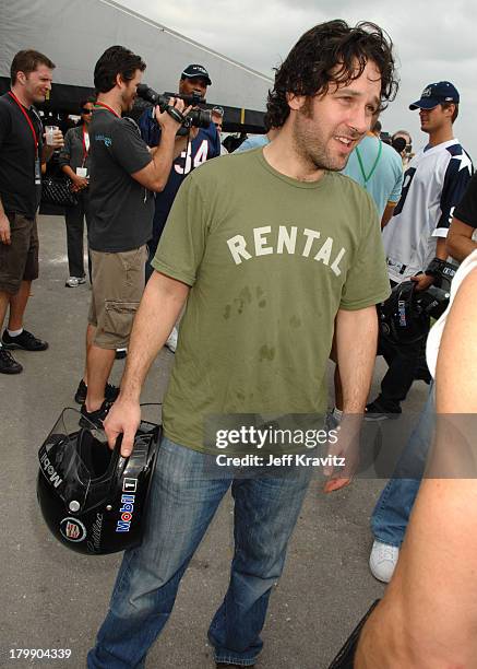 Paul Rudd Throwback 198 Paul Rudd Beach Stock Photos, High-Res Pictures, and Images - Getty ...