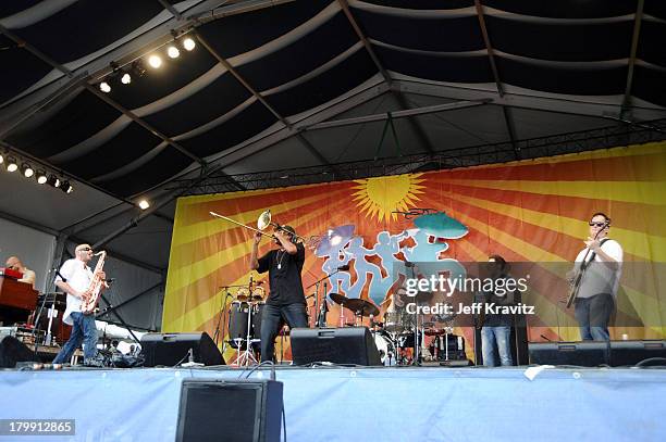 Jeff Rains Mecurio Photos and Premium High Res Pictures - Getty Images