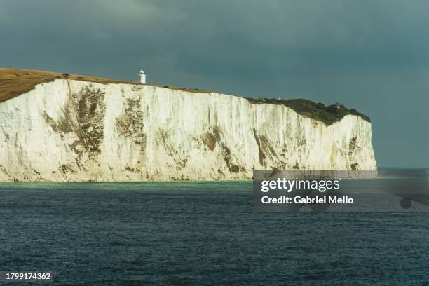 white cliffs of dover - white cliffs of dover stock pictures, royalty-free photos & images