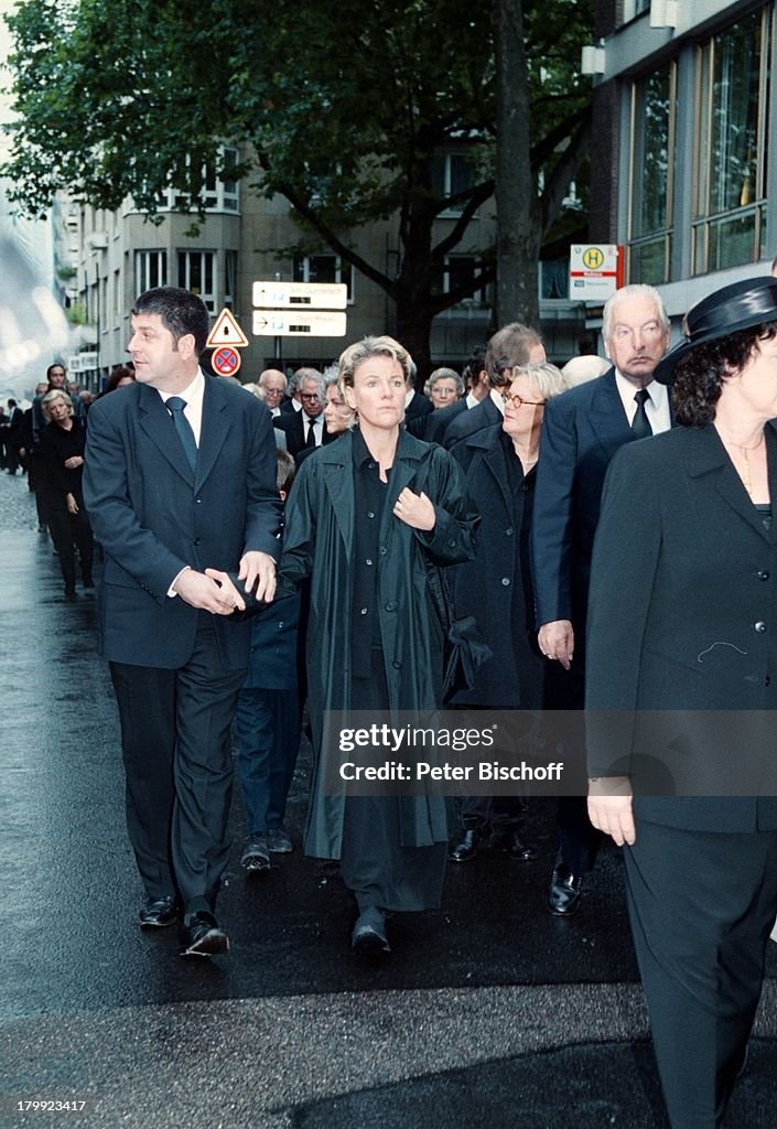 Mariele, Millowitsch, Lebensgefährte Dr.;Alexander Isadi,... News Photo