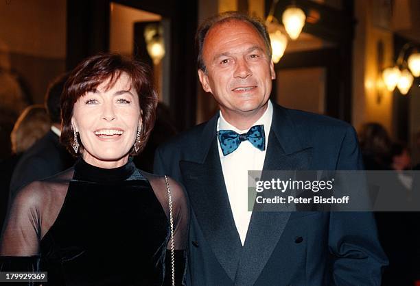 Thekla Carola Wied mit Ehemann Hannes;Rieckhoff, Bayerischer Fernsehfilmpreis,;München,