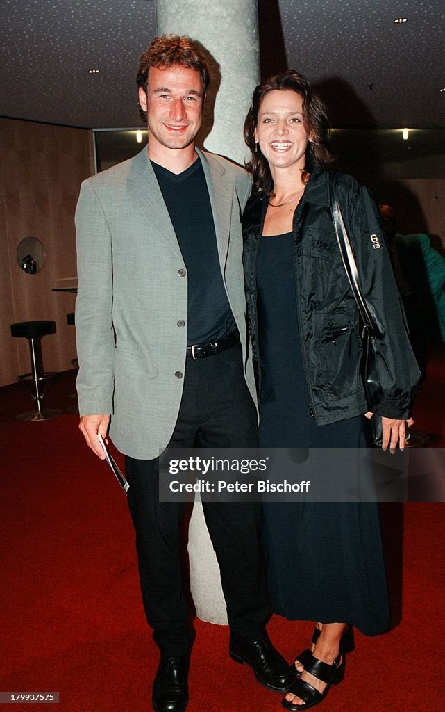 Marco Bode mit Frau, 'Jekyll &;Hyde'-Musical, Bremen, Besuch,
