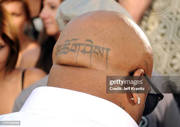 Singer Cee-Lo of Gnarls Barkley arrives at the 2008 MTV Video Music Awards at Paramount Pictures Studios on September 7, 2008 in Los Angeles,...