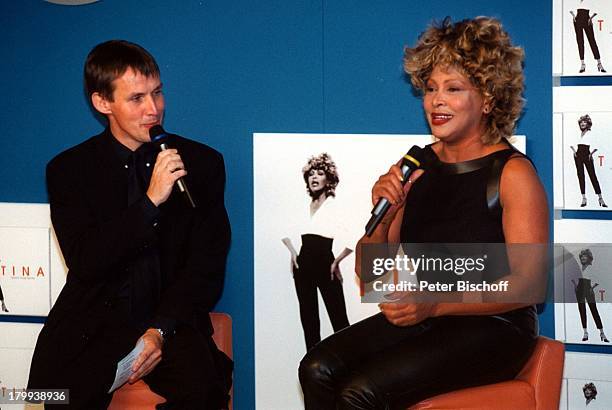 Tina Turner, Viktor Worms, "Twenty Four;Seven Millenium Tour 2000", "Dorint;Hotel Schweizer Hof", Pressekonferenz,;Berlin, Deutschland, Europa,...