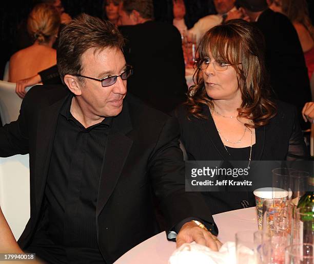 Actors Tim Allen and Patricia Richardson of Home Improvement attend the 7th Annual TV Land Awards held at Gibson Amphitheatre on April 19, 2009 in...