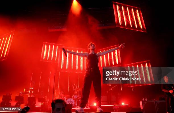 Louis Tomlinson performs at The O2 Arena on November 17, 2023 in London, England.