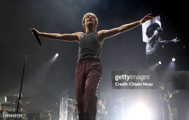 Louis Tomlinson performs at The O2 Arena on November 17, 2023 in London, England.