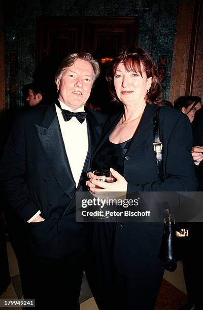 Manfred Zapatka, Ehefrau Margarete,;"Bayerischer Filmpreis 2000",;"Cuvillies-Theater, München, Abendkleid,