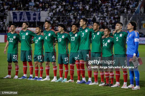 Players of Mexico sing the national anthem prior the CONCACAF Nations League quarterfinals first leg match between Honduras and Mexico at Estadio...