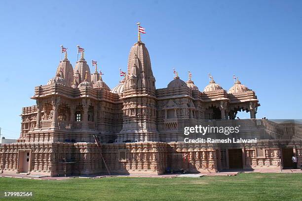 swaminarayan temple chino hills ca - chino california stock pictures, royalty-free photos & images