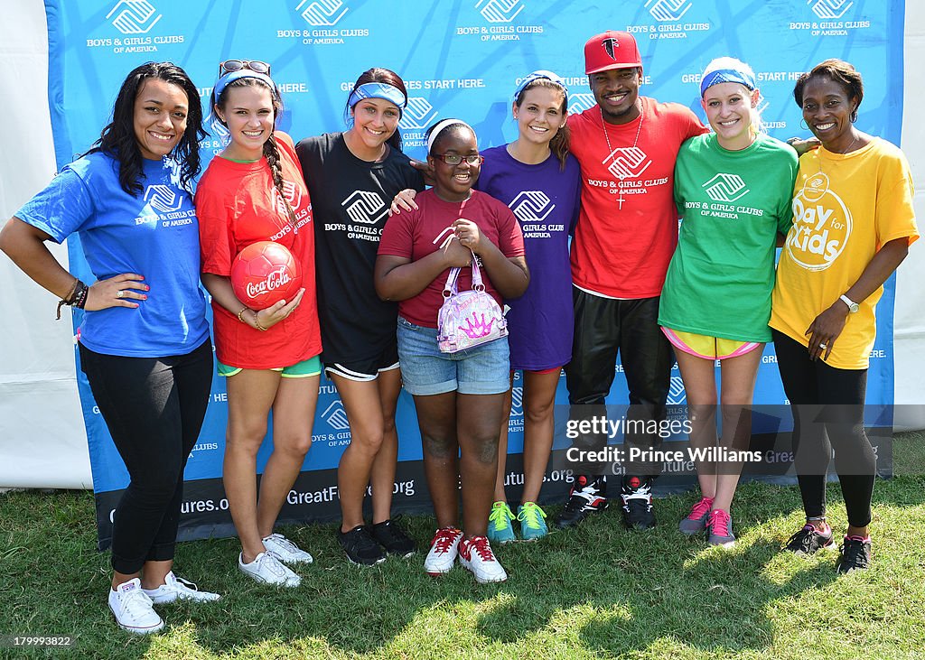 Ne-Yo and Gail Devers attend Boys & Girls Clubs Of America "Day For ...