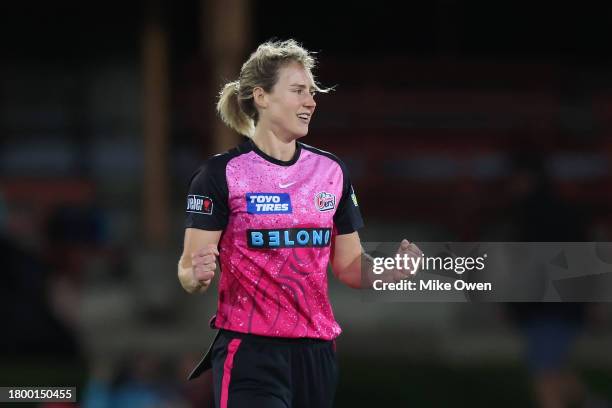 Ellyse Perry of the Sixers celebrates after dismissing Katie Mack of the Strikers during the WBBL match between Sydney Sixers and Adelaide Strikers...