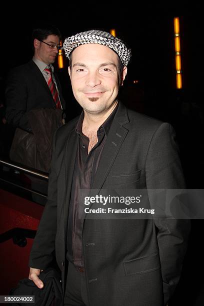 Roger Cicero Bei Der Party Nach Der Premiere Von "Warum Männer Nicht Zuhören Und Frauen Schlecht Einparken Können" Im Cinemaxx In Berlin .